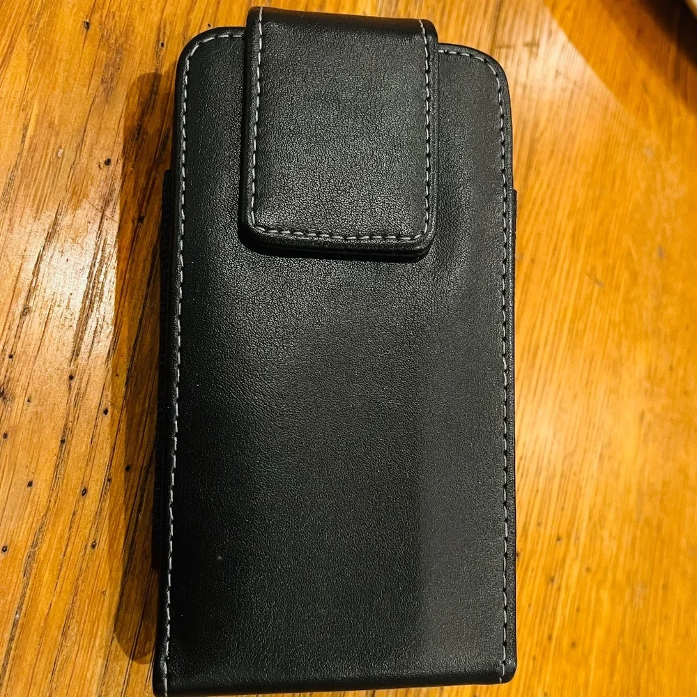 Black Leather Cell Phone Holster